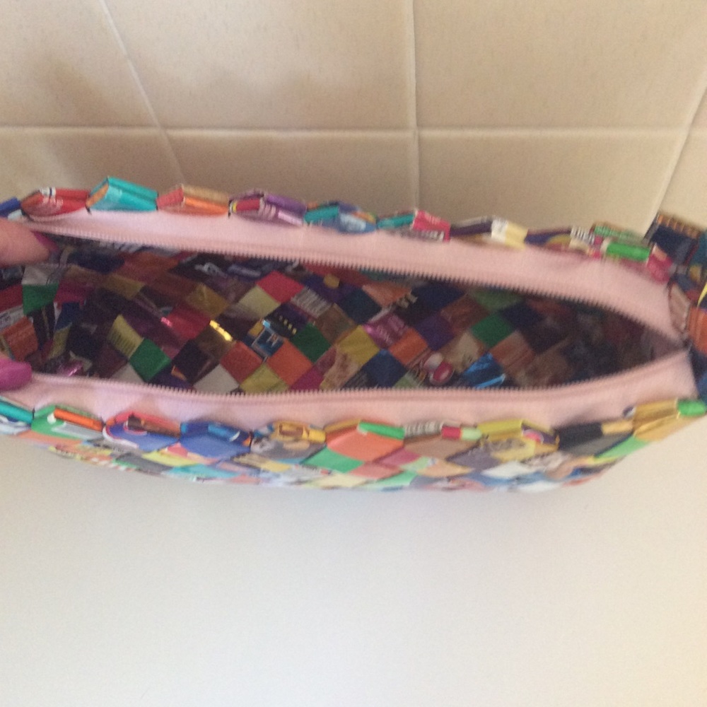 Purse - Picture 2 of 3